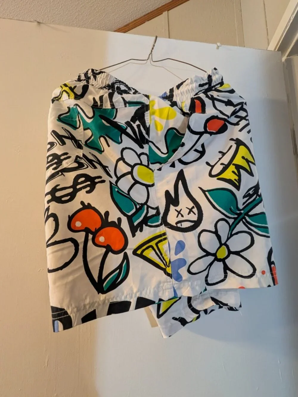 No Boundaries men's 2XL 2pc Set White Doodle Nylon Printed Swim Shorts/Shirt NWT